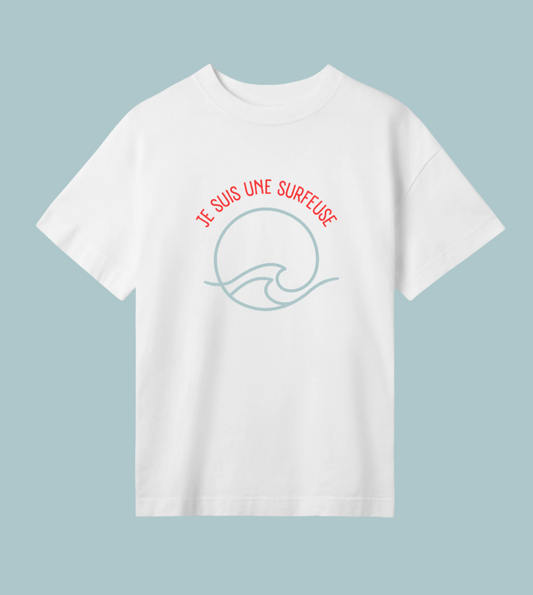 Women's OVERSIZED tee | je suis une surfeuse | waves | off white |