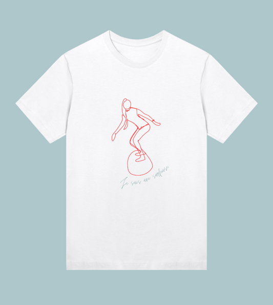 Women's REGULAR tee | je suis une surfeuse | surfer girl | white |